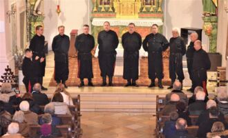ST. PETER/WBG. 3 x 2 Karten für das Konzert des Original Don Kosaken Chor Serge Jaroff, 5. September, 19 Uhr, Pfarrkirche St. Peter