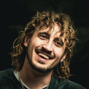 KOLLERSCHLAG. 2x2 Freikarten für Berni Wagner am 22. April im Loxone Campus