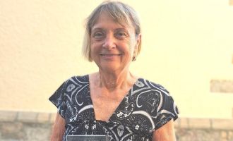 ARNREIT: 1 Buch "Die letzte Wäscherin von Horn" von Elisabeth Girlinger