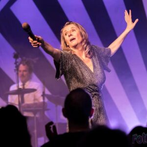 LINZ. 4x2 Freikarten für „Allgesang“ mit Birgit Denk, 16. Dezember, Posthof Linz