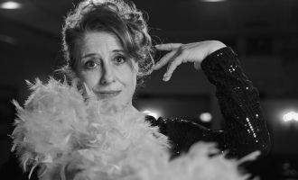 LINZ. 4x2 Freikarten für Kabarett Luise Kinseher "Endlich Solo!", 22. Jänner, Posthof