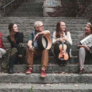 LINZ. 4 x 2 Freikarten für Konzert Molly Malone, 24. Juli, NH10 Open-Air Schererstraße 18