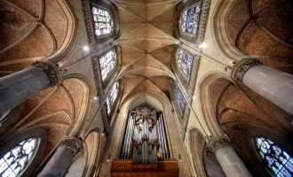 LINZ. 3 x 2 Freikarten für eine Führung nach Wahl im Mariendom Linz