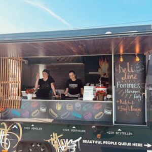 HÖRSCHING. 5x2 Pommes mit Trüffelmayo, 12. - 14. September, Street Food Market