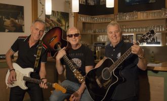 AISTERSHEIM. 5 x 2 Karten, Hallenfest der Feiwilligen Feuerwehr, 10. bis 12. April