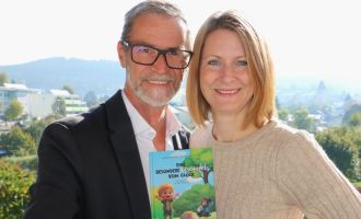 FREISTADT. 3 Exemplare des Buchs "Eine besondere Geschichte vom Glück" von Doris Grumptmann und Hannes Schmid zu gewinnen.