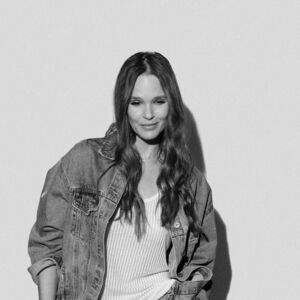 STEYR. 3x2 Karten für das Konzert von Susan Wolf: „Sun In My Eyes“, 21. März, Altes Theater