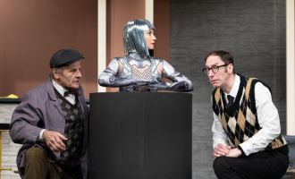 STEYR. 3x2 Karten für die Komödie „Eine (fast) perfekte Braut“, 9. April, Altes Theater