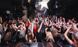 LINZ. 2x2 Freikarten für Mamagehttanzen, 28. März, Remembar