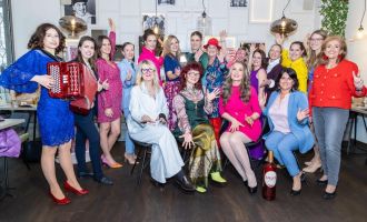 LINZ. 1x "Die Nacht der Frau"-Package 1