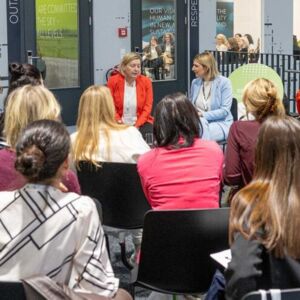 LINZ. 2x2 Freikarten fürs Female Business Mingle von she:works, 24. April, MIC