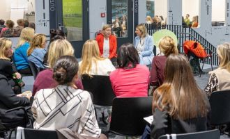 LINZ. 2x2 Freikarten fürs Female Business Mingle von she:works, 24. April, MIC