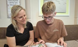 Wels. 2x1 Ausgabe von "Matilda mit der Brille"