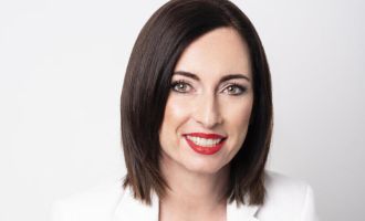 KRONSTORF. 5 Freikarten für Vortrag "Koch dich klug" mit Manuela Macedonia.