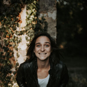 KLAM. 5x2 Freikarten für Christina Kiesler und Roundabout im Meierhof.