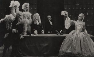 KREMSMÜNSTER. 3 x 2 Freikarten für den Stummfilm "Der Rosenkavalier" mit Live-Musik im Stift Kremsmünster.