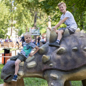 KIRCHDORF/INN. 10 x 2 Freikarten für das Dinoland auf Schloss Katzenberg