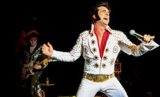 LINZ. 3 x 2 Freikarten für "The Musical Story of Elvis" im Brucknerhaus.