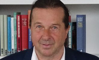 Zell/Pram. 3 x 2 Karten für Zeller Schlossgespräche am 12. März im Schloss Zell an der Pram