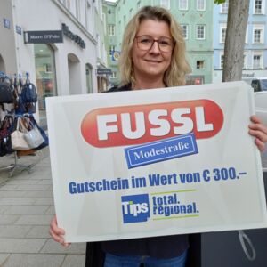 RIED. 1 x 100 Euro-Warengutschein der Fussl Modestraße im Rahmen der Glücksengerl-Aktion zu gewinnen