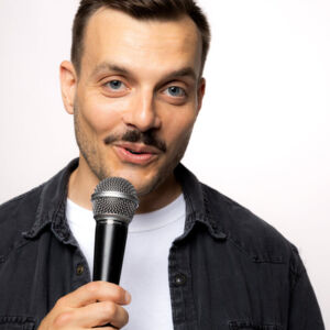 GUTAU. 3x2 Karten für das Kabarett „City Cobra“ mit Paul Klambauer am 24. Oktober im Pfarrsaal gewinnen.