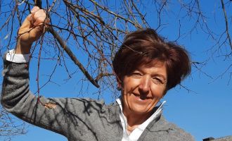 HIRSCHBACH. Einen Kursplatz für „Kraft der Knospen, Baumblätter und deren Verarbeitung“ am 25. März am Biohof Abraham gewinnen. 