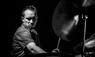 ST. GEORGEN AN DER GUSEN. Jazz im Bäckerhaus: Paal Nilssen Love & Ken Vandermark, 22. Nov., 19.30 Uhr, Bäckerhaus. 2x2 Karten