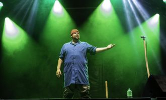 PREGARTEN. Petutschnig Hons - neues Programm: "Hons im Glück". OÖ-Premiere in der Bruckmühle Pregarten. 13. Mai. 2x2 Freikarten