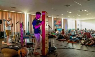 RIED. 1 x 2 Plätze für das Liegekonzert am 7. Mai, OÖV Saal