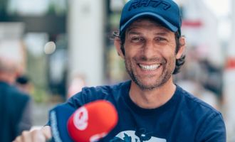 LINZ. 5x2 Karten für Tom Walek