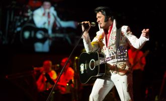 PASSAU. 3x2 Karten für "Elvis – Das Musical"