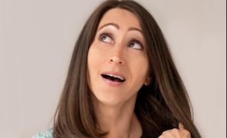 VÖCKLABRUCK. 5x2 Karten für Lydia Prenner-Kasper