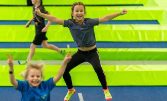 LINZ/LEONDING. 1x „Family Jump" im Jump Dome Linz