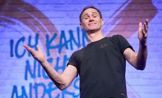SCHÄRDING. 5x2 Karten für Gernot Kulis