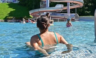LAAKIRCHEN. 3 Saisonkarten für das Freibad Laakirchen