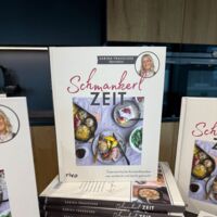 HÖHNHART. 1x Kochbuch Schmankerlzeit von Influencerin Sabina Frauscher aus Höhnhart