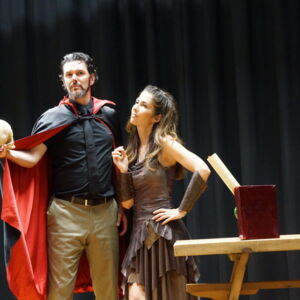 HELPFAU-UTTENDORF. 5x2 Freikarten für den „Uttendorfer Faust“ in Helpfau-Uttendorf, von 1. bis 15. August