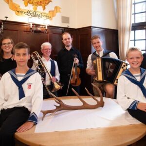 ALTHEIM. 3x2 Portionen Bauernbradl bei „Bruckner goes Wirtshaus“, 18. Oktober