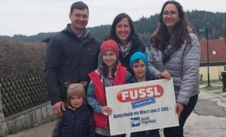 URFAHR-UMGEBUNG. 1x100-Euro-Warengutschein, Fussl-Modestraße