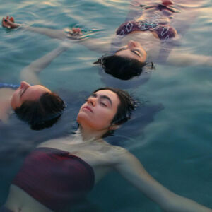 GMUNDEN. 3x2 Karten für „To Close Your Eyes And See Fire“ im Kino Gmunden am Dienstag, 23. September um 19 Uhr