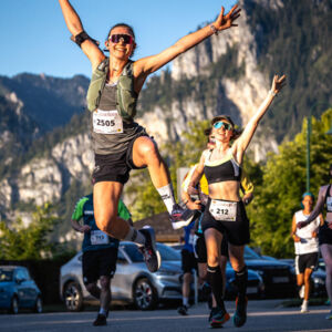 EBENSEE/GMUNDEN. 4 Startplätze für den Traunsee Halbmarathon am Samstag, 20. Juni mit Start um 19.08 Uhr