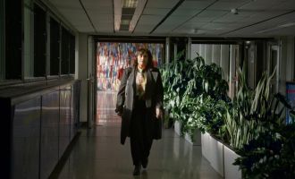 GMUNDEN. 3x2 Karten für "Die letzte Botschafterin" am Dienstag, 10 März um 19 Uhr im Kino Gmunden