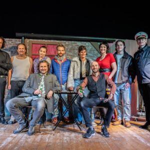 NIEDERNEUKIRCHEN. 1x2 Freikarten für das Stück Braunschlag vom Theater Flamingo, 31. Jänner 2026, Pfarrsaal Niederneukirchen