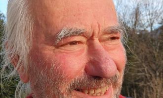 MOLLN. 2x2 Freikarten für Premiere "Das ungleiche Paar" im Nationalpark-Zentrum Molln am Freitag, 13. März, 19.30 Uhr