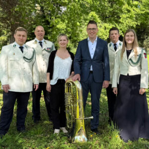 GRÜNBURG. 2x2 Freikarten für Open-Air-Konzert mit Militärmusik OÖ, 17. Juli, Raiffeisenpark Grünburg