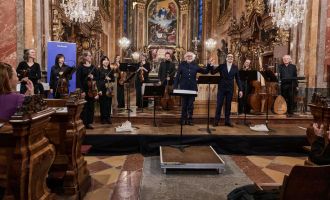 HINTERSTODER. 1x2 Freikarten für "Matinee am Sonntag" am 23. August, Hösshalle