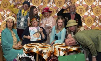 WALDHAUSEN. 2 x 2 Freikarten für die Premiere "Pension Schöller" am Samstag, 28. Februar, 19.30 Uhr, im Gasthaus Hader