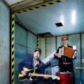 LAAKIRCHEN. 2 x 2 Freikarten für das Musikkabarett mit Stephan Zinner im ALFA
