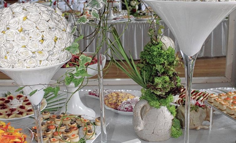 Ein Altes Sprichwort Verrat Die Liebe Geht Durch Den Magen