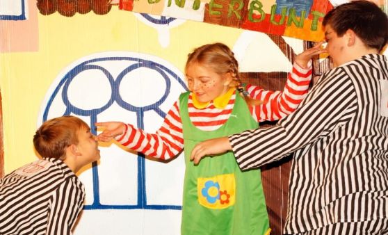Kinderbühne Naarn startete mit Pippi Langstrumpf in die 30. Spielsaison